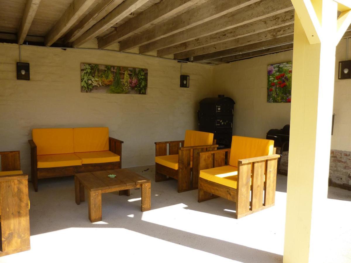 Bed and Breakfast Au Chapitre Rozoy-sur-Serre Экстерьер фото