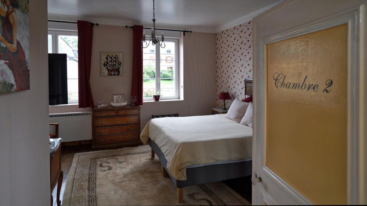Bed and Breakfast Au Chapitre Rozoy-sur-Serre Экстерьер фото