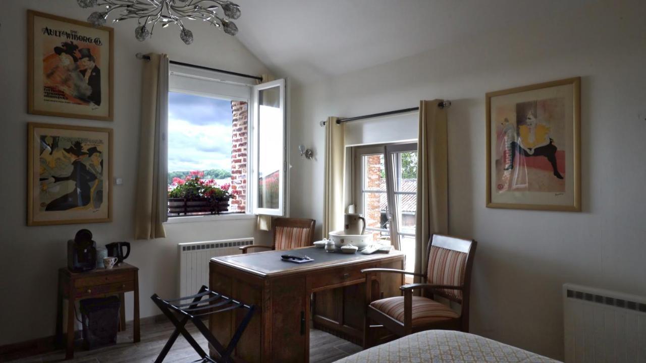 Bed and Breakfast Au Chapitre Rozoy-sur-Serre Экстерьер фото