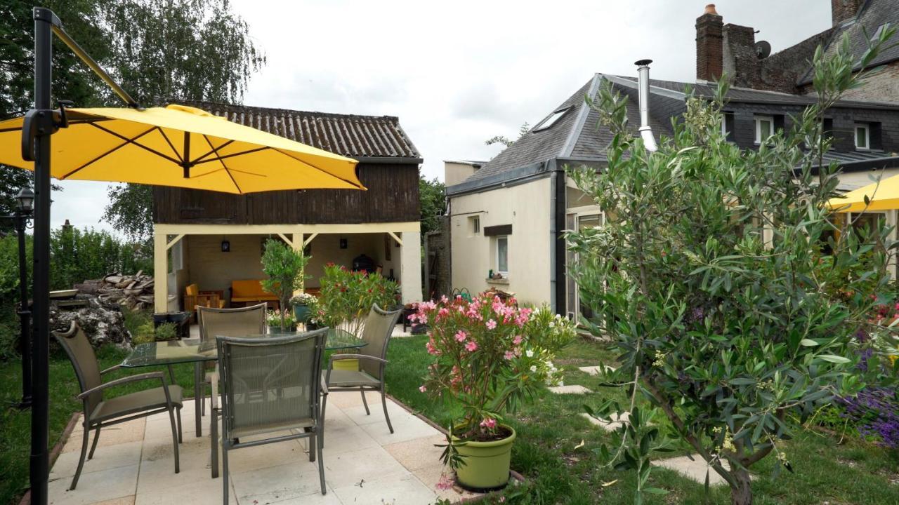 Bed and Breakfast Au Chapitre Rozoy-sur-Serre Экстерьер фото