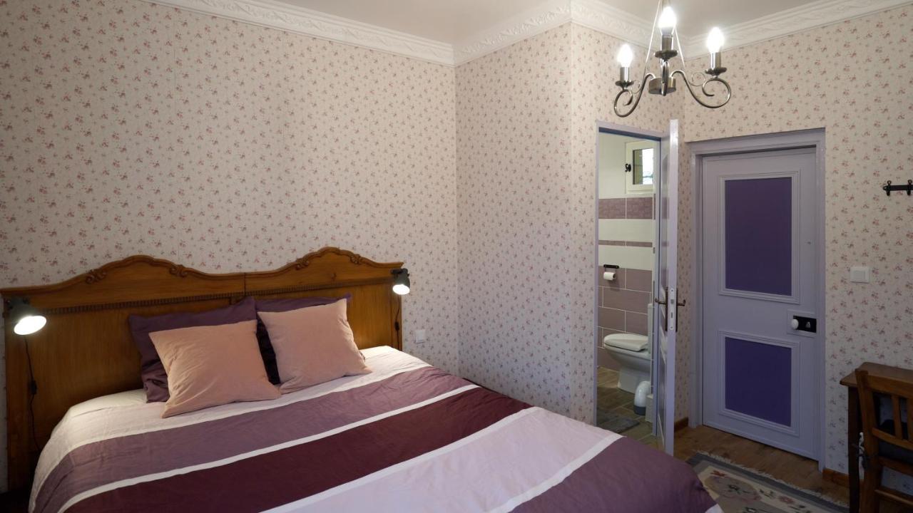 Bed and Breakfast Au Chapitre Rozoy-sur-Serre Экстерьер фото