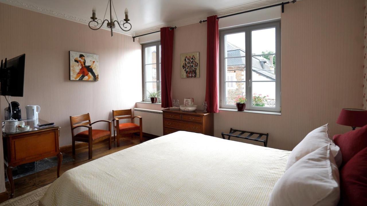 Bed and Breakfast Au Chapitre Rozoy-sur-Serre Экстерьер фото