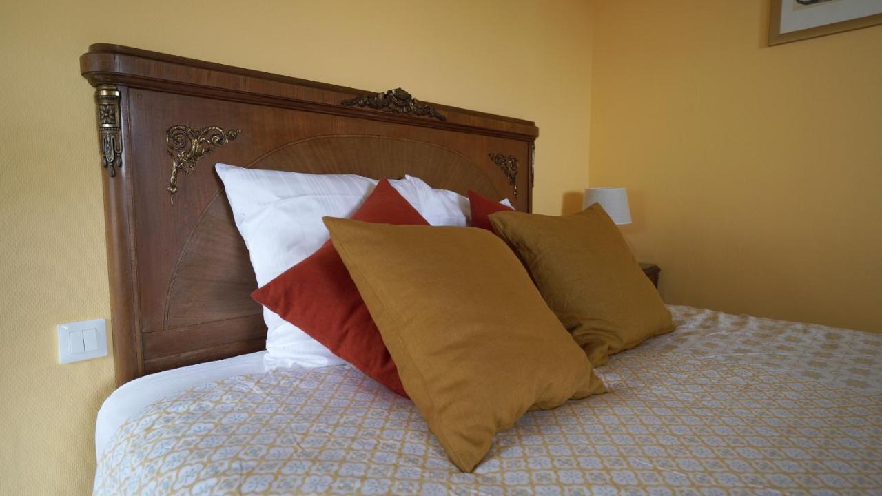 Bed and Breakfast Au Chapitre Rozoy-sur-Serre Экстерьер фото
